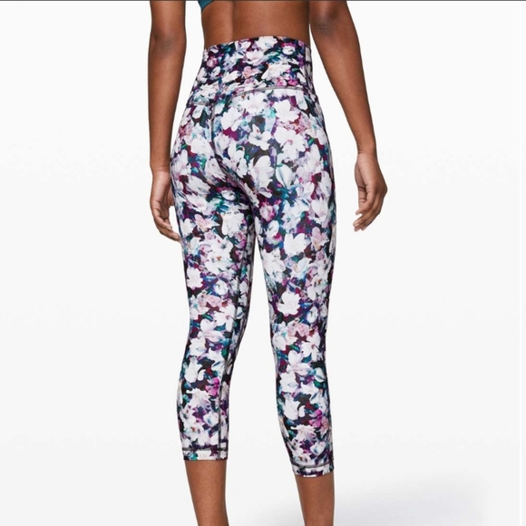 lululemon athletica Pants - Lululemon Align Crop *21" Utopia Multi